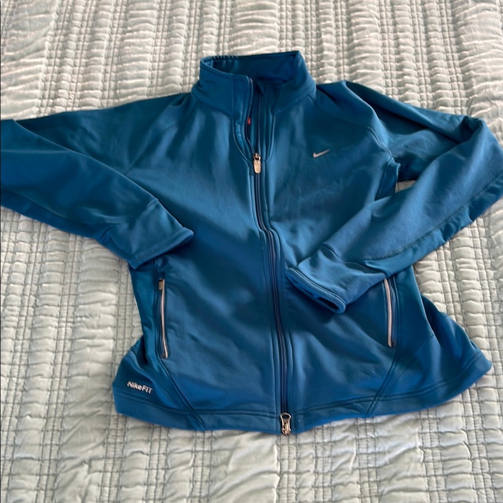 Women's Dry Fit Nike Jacket, M